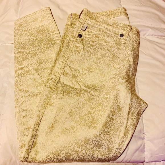 "Golden Glam: Rock & Republic Hamburg Pants, Size 8 - Metallic Shine  & Stylish. - Picture 4 of 8